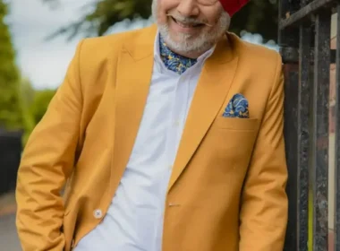 Jaswinder Bhalla smiling