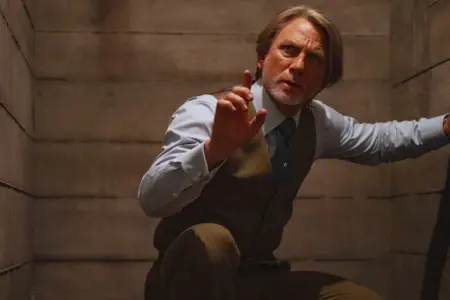 daniel craig in murder mystery Wake Up Dead Man